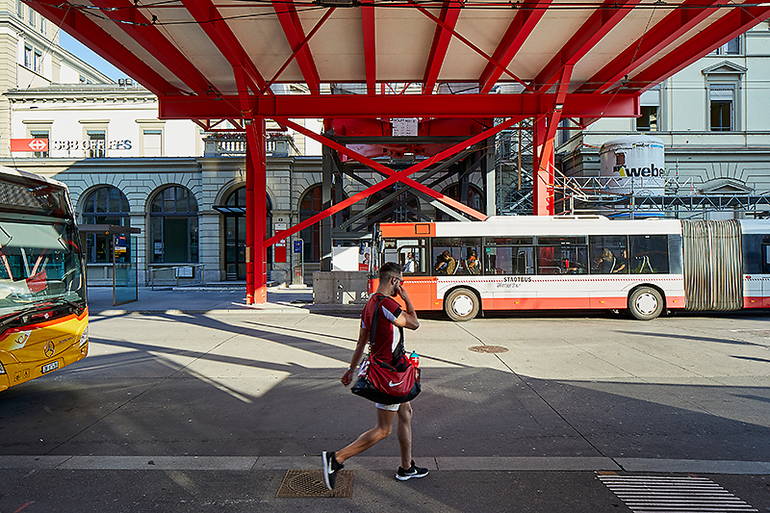 0_winterthur_hb_bahnhof_post_parkdeck_platz_freiraum_andreas_mader.jpg