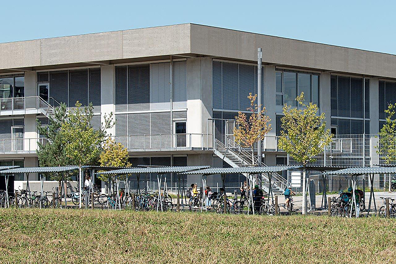 1_elias_leimbacher_architektur_winterthur_velounterstand_fahrrad_unterstand_projekt_schulhaus_neuhegi_winterthur.jpg